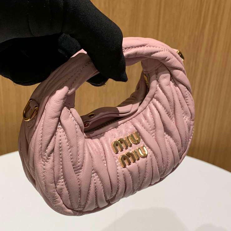 98新 miumiu 雪粉色超级mini Hobe包 單包 附件:肩帶-2