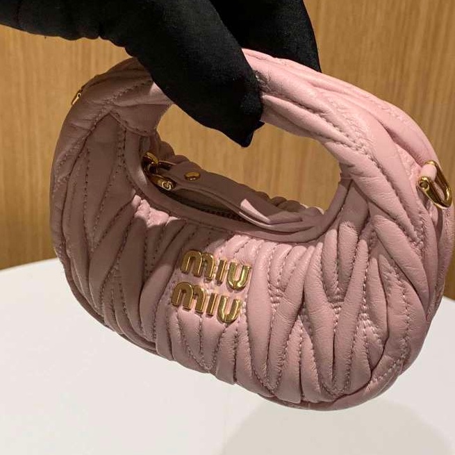 98新 miumiu 雪粉色超级mini Hobe包 單包 附件:肩帶-3