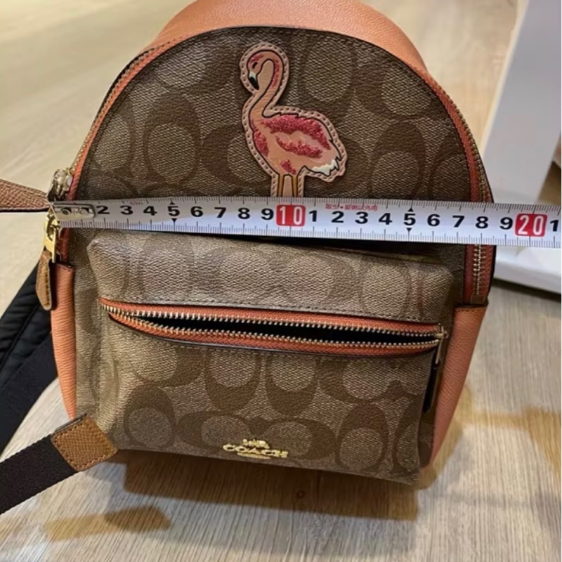 coach紅鶴聯名款後背包-3