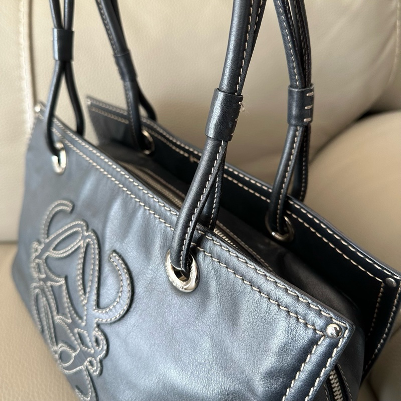LOEWE羅意威全皮logo托特單肩包 🈚附件-3