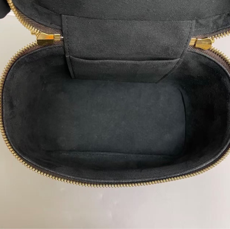 【近年大熱長盒子‼️全網最低價】LV Vanity老花小號化妝包 鏈條拼色老花化妝盒包-10