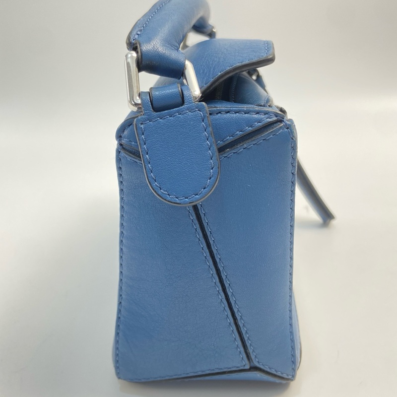 LOEWE/罗意威 puzzle 幾何包mini深藍色 尺寸：18*11*7 附件：塵袋 肩帶-4