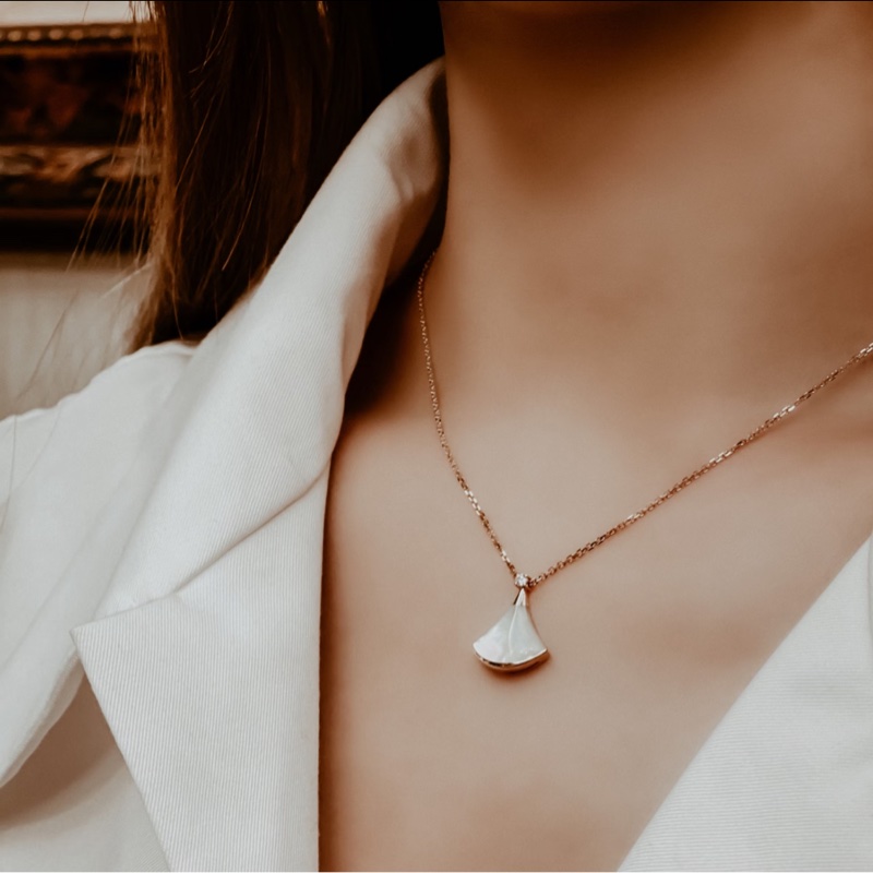 【全網稀有大號💖經典保值✨狀況完美‼️】Bvlgari 寶格麗 Divas Dream 白貝母扇子大號項鍊-0