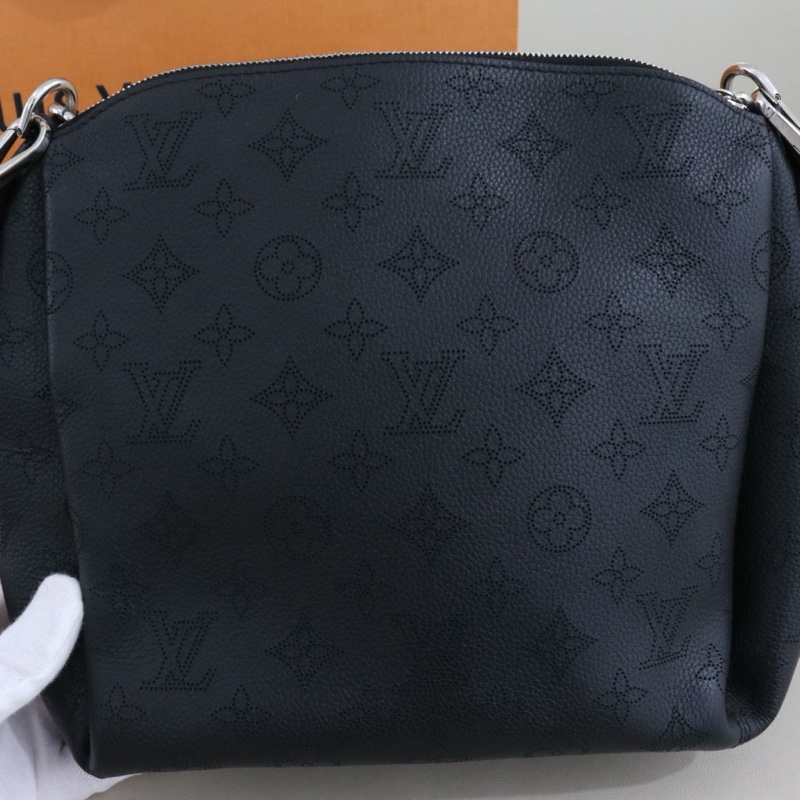 Louis Vuitton BABYLONE CHAN BB 月光女神黑色手袋，尺寸23*23*13.5，🈚附件-1