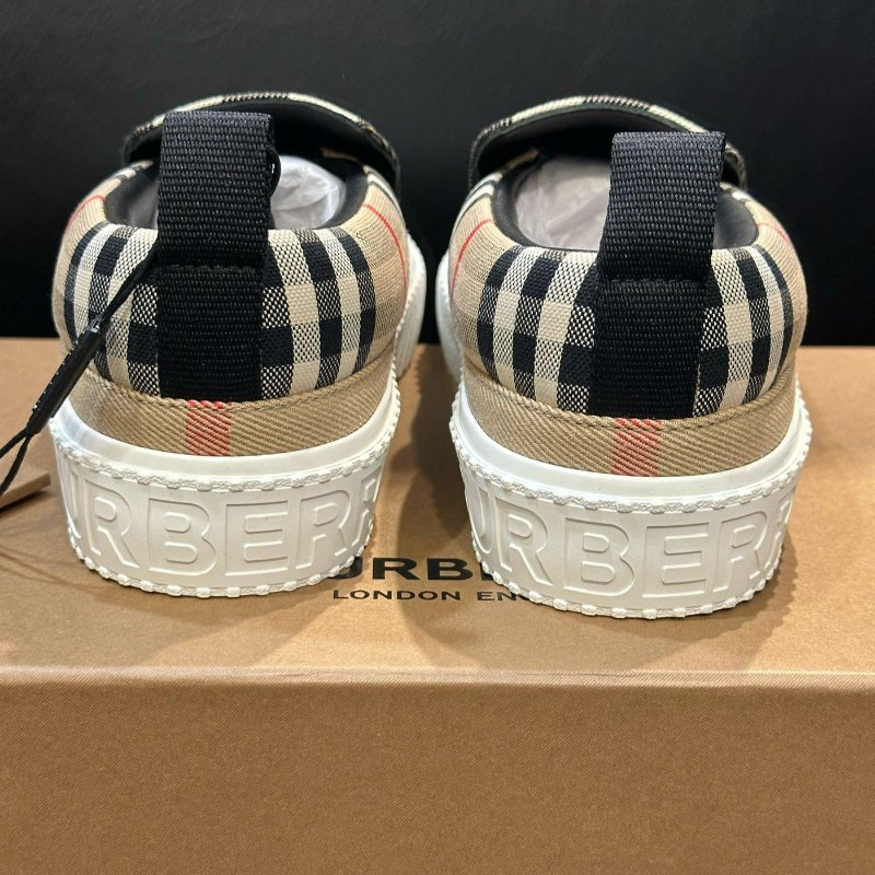 💎Han's house精品服飾💎burberry 格紋 懶人鞋 鞋 現貨 35-3