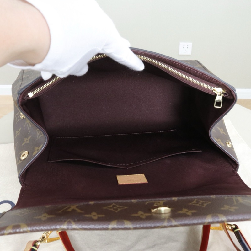 Louis Vuitton Cluny 中號，僅輕微使用，一處輕微吸色如圖， 尺寸32*24*12.5，配件防塵袋。-7