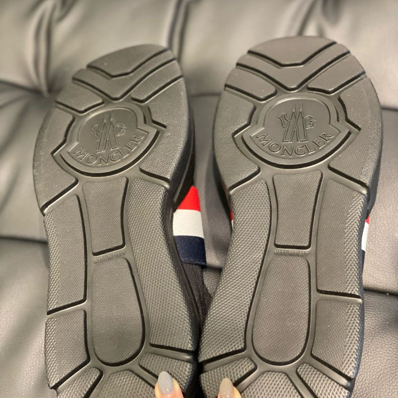 💎Han's house精品服飾💎moncler 套襪 鞋 現貨 UK44-2