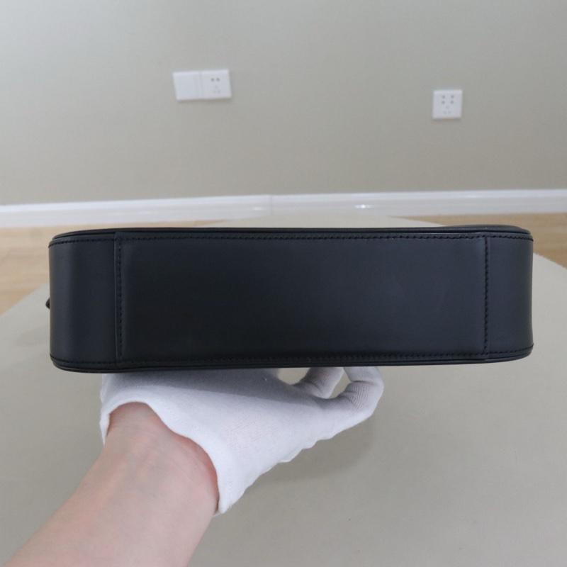 YSL LE5A7 hobo腋下包中號尺寸25*15*6，配件無-2