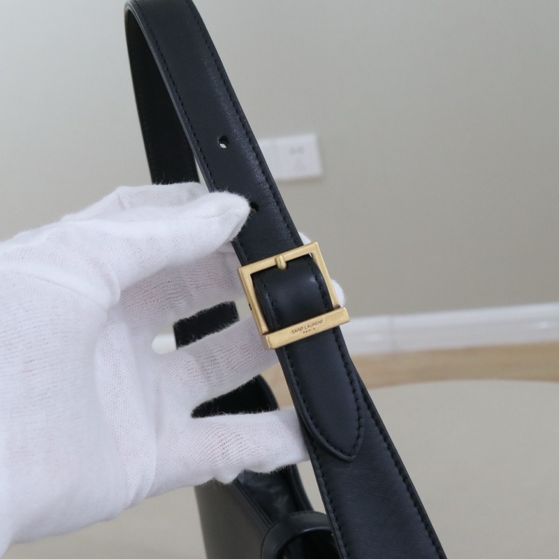 YSL LE5A7 hobo腋下包中號尺寸25*15*6，配件無-7