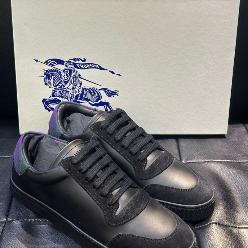 💎Han's house精品服飾💎Burberry 格紋 鞋 義大利製 原價17900-0