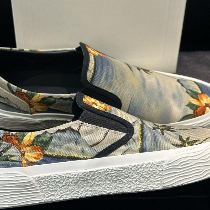 💎Han's house精品服飾💎CELINE 懶人鞋 現貨 42 原價25000-3