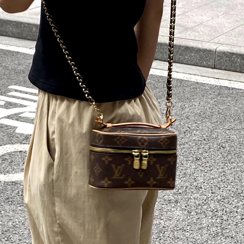 【98新 ✨ 全網最低價！】LV/路易威登 芯片款 老花化妝包-0