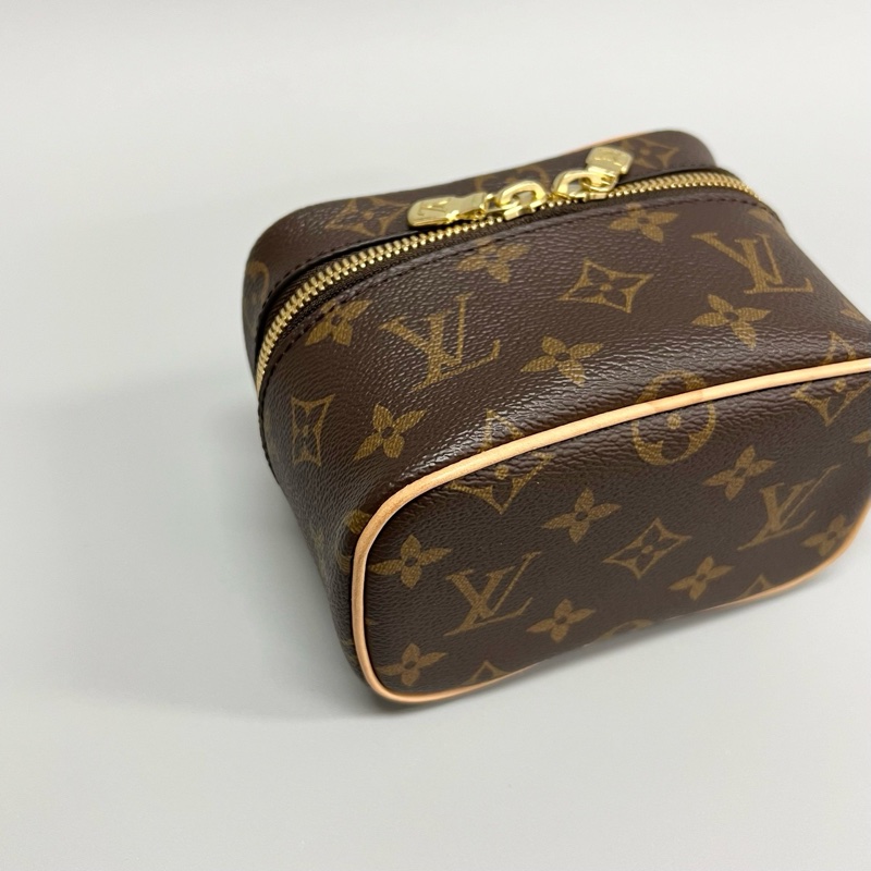 【98新 ✨ 全網最低價！】LV/路易威登 芯片款 老花化妝包-5