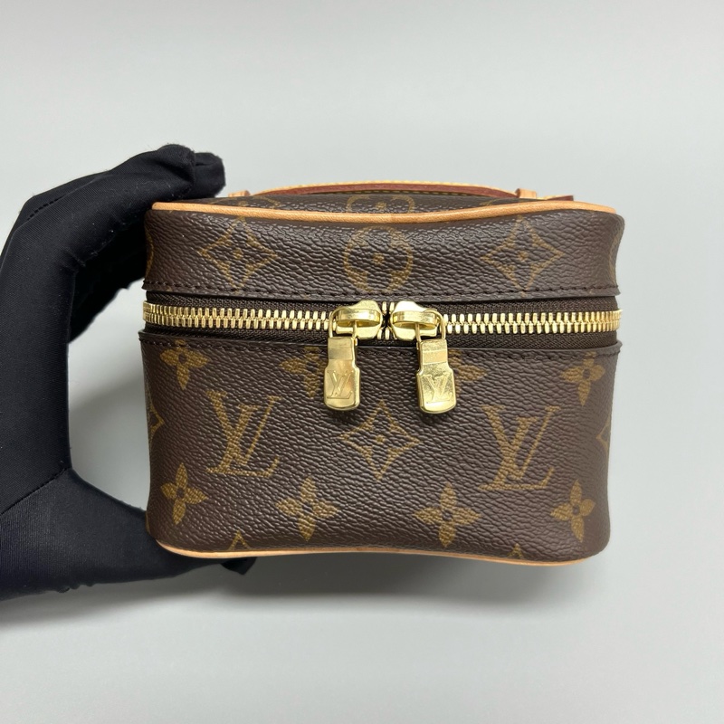 【98新 ✨ 全網最低價！】LV/路易威登 芯片款 老花化妝包-7