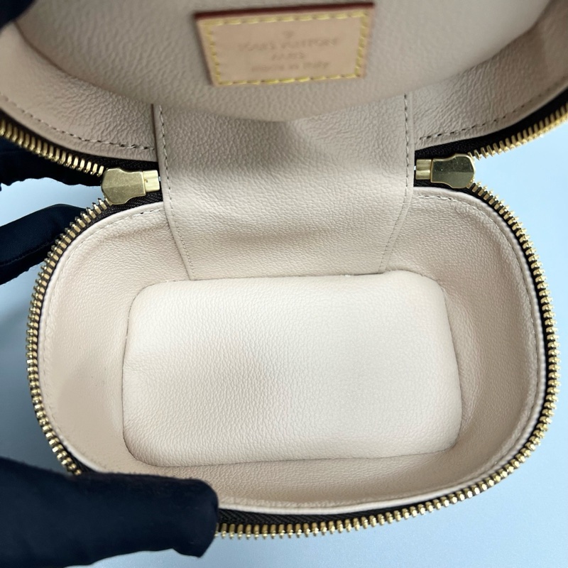 【98新 ✨ 全網最低價！】LV/路易威登 芯片款 老花化妝包-8