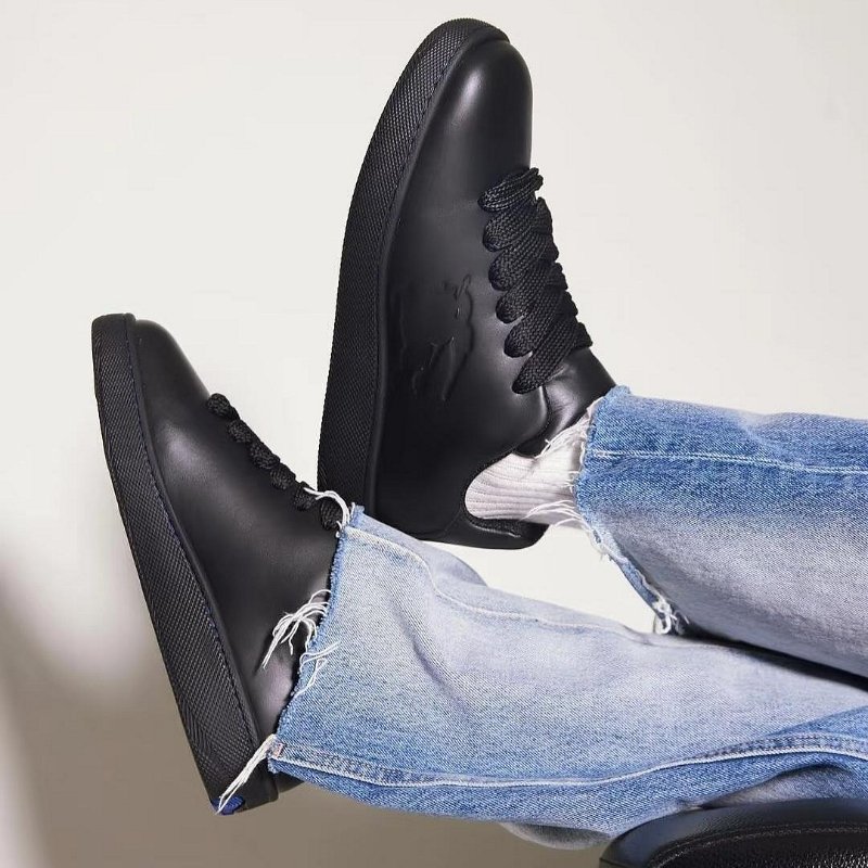 💎Han's house精品服飾💎Burberry Box 戰馬 騎士 小牛皮 鞋 現貨43 原價27500-7