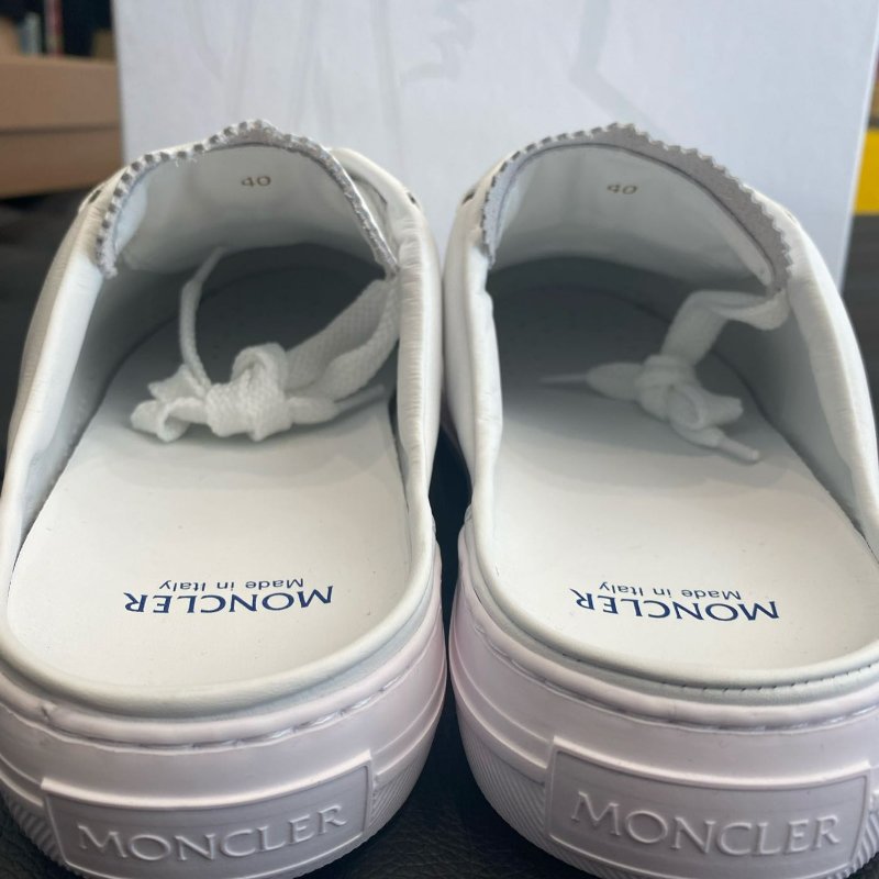 💎Han's house精品服飾💎MONCLER 牛皮 無跟鞋 拖鞋 懶人鞋-3