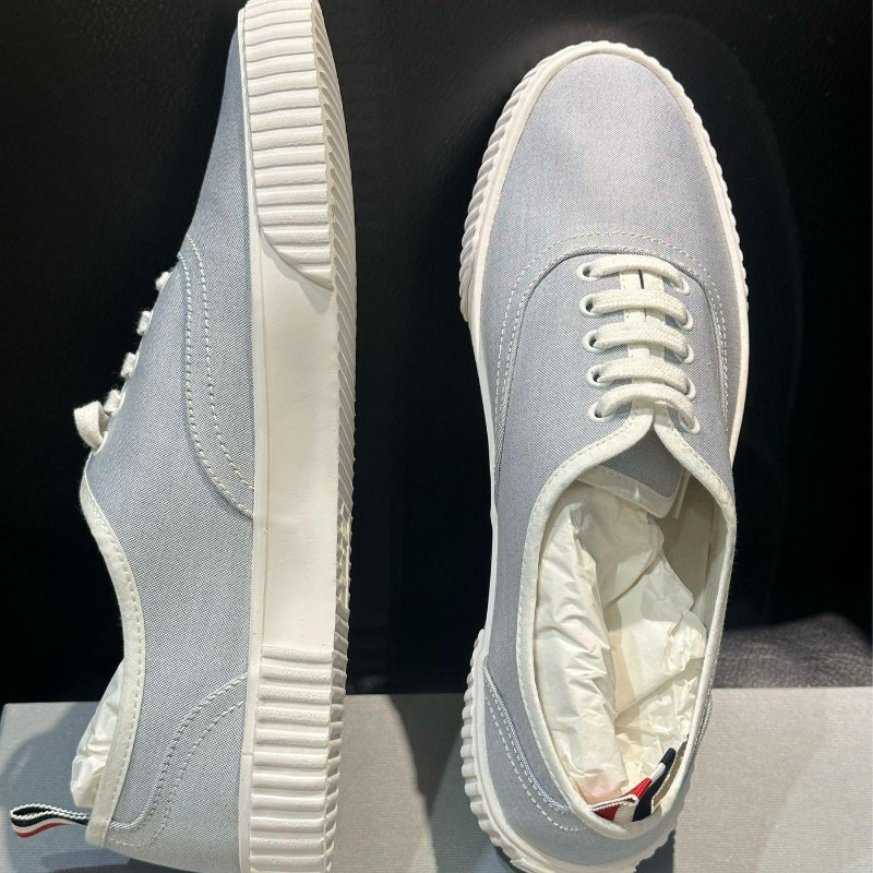 💎Han's house精品服飾💎 Thom Browne TB 帆布鞋 原價14300-1