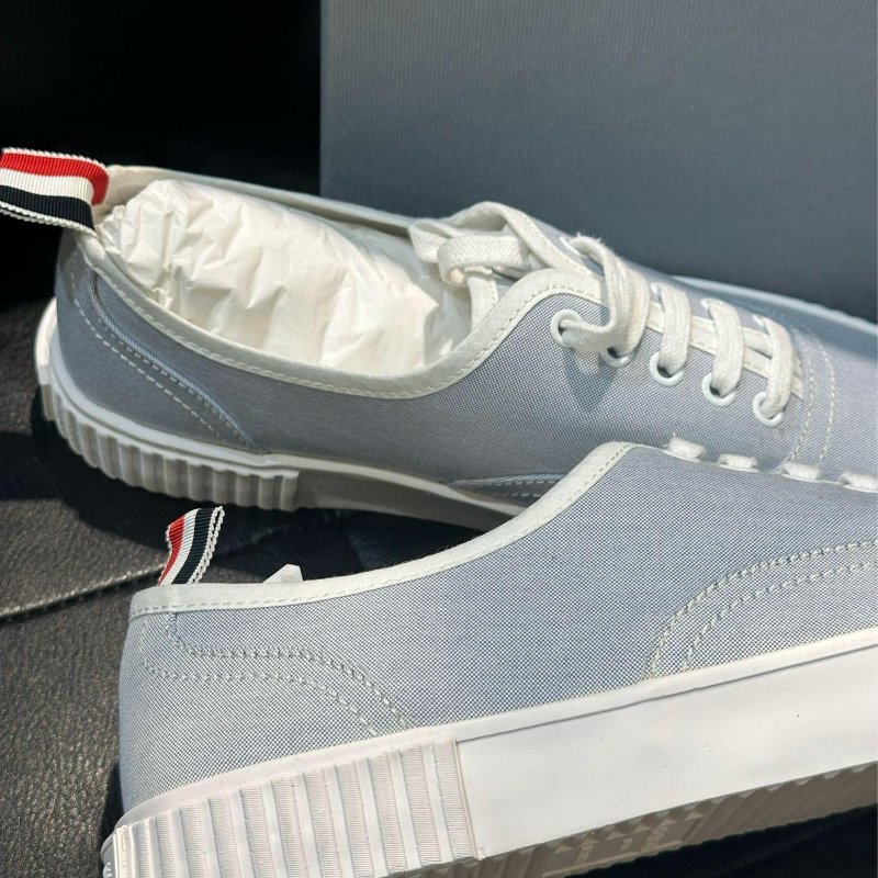 💎Han's house精品服飾💎 Thom Browne TB 帆布鞋 原價14300-4