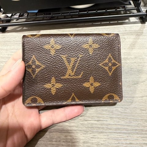 Lv 卡片夾