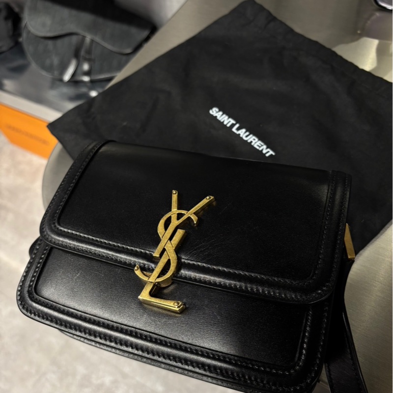 Saint Laurent YSL Solferino 金色 Logo 豆腐包-0