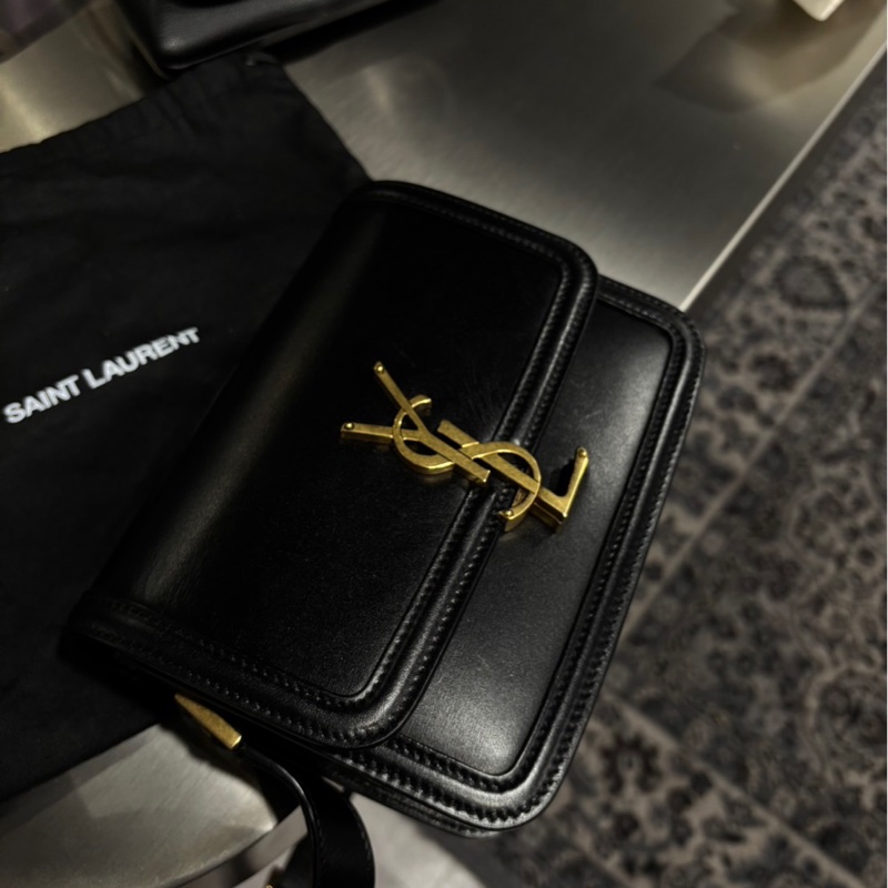 Saint Laurent YSL Solferino 金色 Logo 豆腐包-2