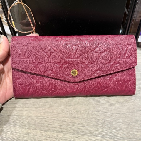 Lv 全牛皮壓紋二合一長夾