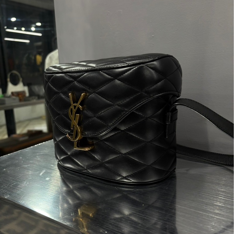 Saint Laurent YSL June 盒子包-1