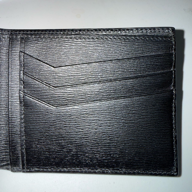 萬寶龍9成新短夾-3