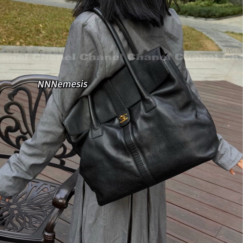 ✨Chanel 黑金魚子醬 tote xxl機場包 很時髦的大包🖤-2