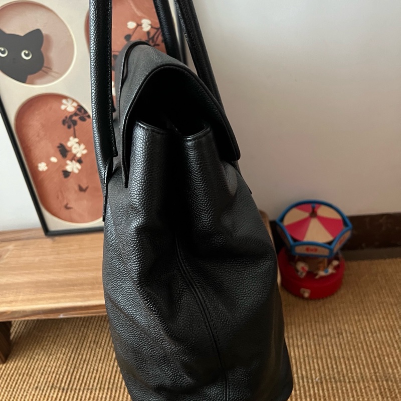 ✨Chanel 黑金魚子醬 tote xxl機場包 很時髦的大包🖤-6