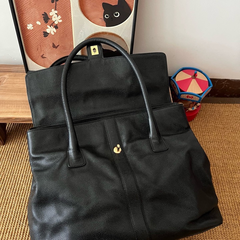 ✨Chanel 黑金魚子醬 tote xxl機場包 很時髦的大包🖤-10