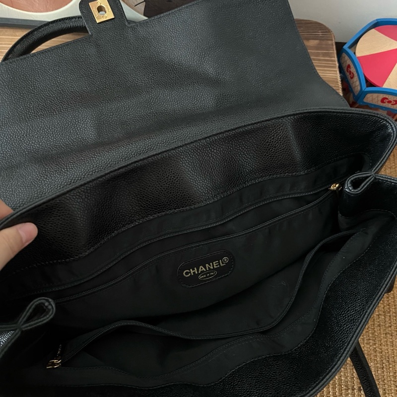 ✨Chanel 黑金魚子醬 tote xxl機場包 很時髦的大包🖤-11