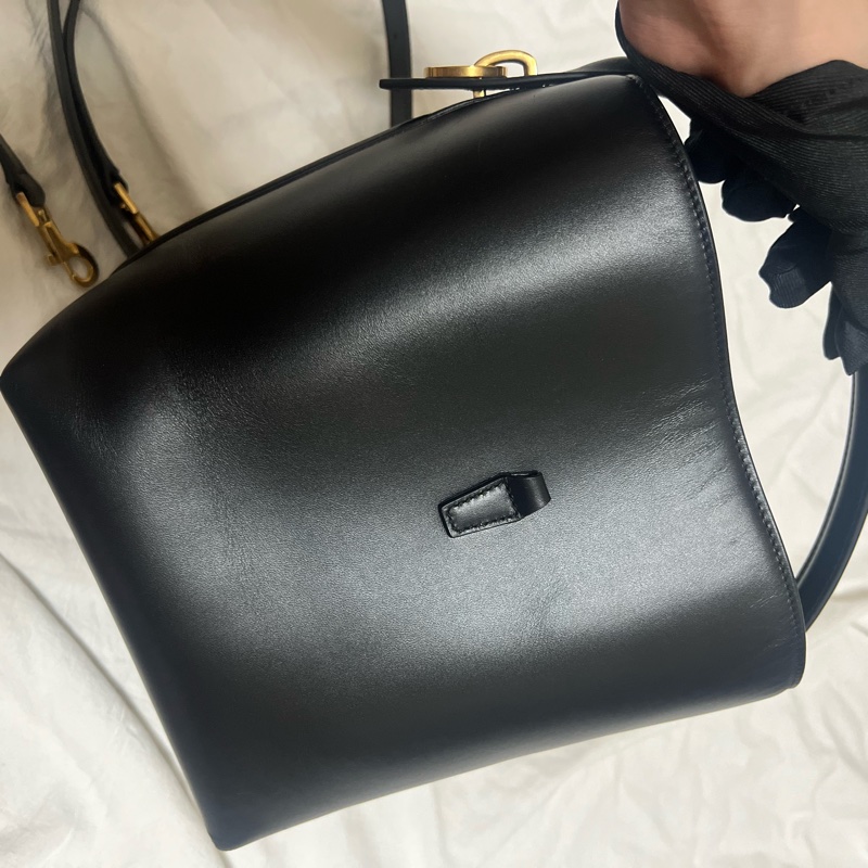 YSL LE37 小號水桶包 有揹帶 全網最低-12