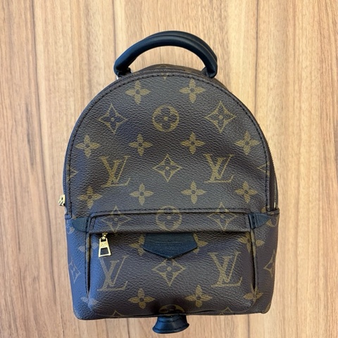 LOUIS VUITTON LV M44873