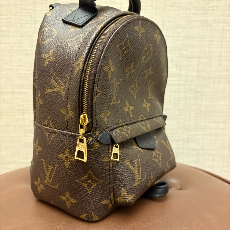 LOUIS VUITTON LV M44873-10