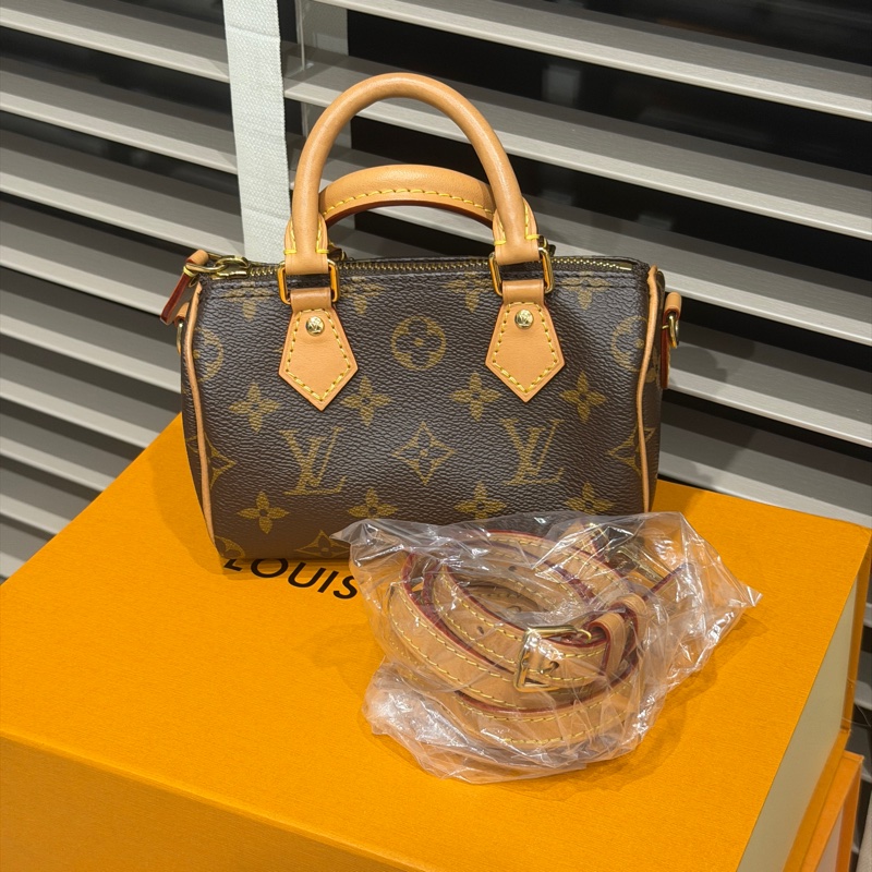 全配2023晶片新款❤️ lv #speedy #nano #老花 #枕頭包-4