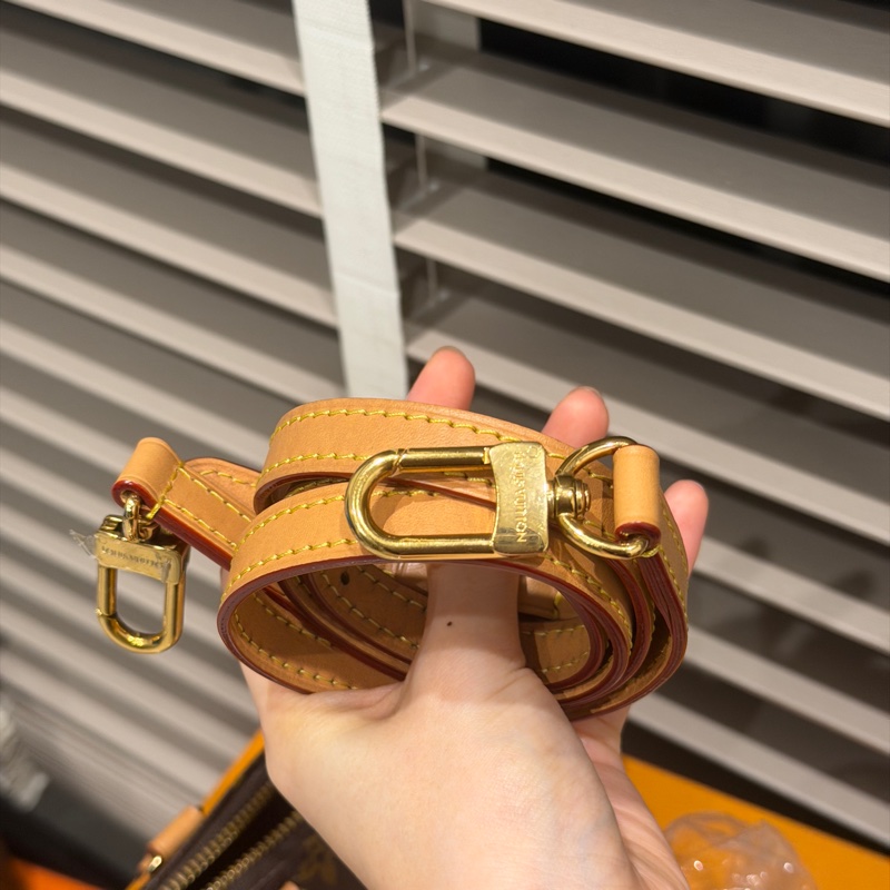 全配2023晶片新款❤️ lv #speedy #nano #老花 #枕頭包-17