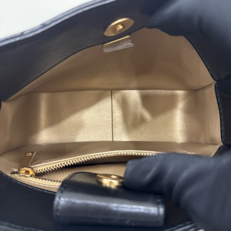 JK國際二手精品✨ Chanel hobo芯片款 專櫃18萬多-12