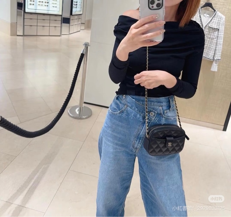 JK國際二手精品✨ Chanel 荔枝牛皮相機包 芯片款-1