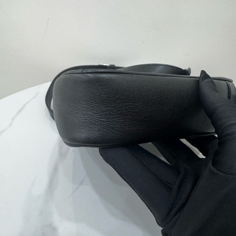 JK國際二手精品✨Celine愛心包-8