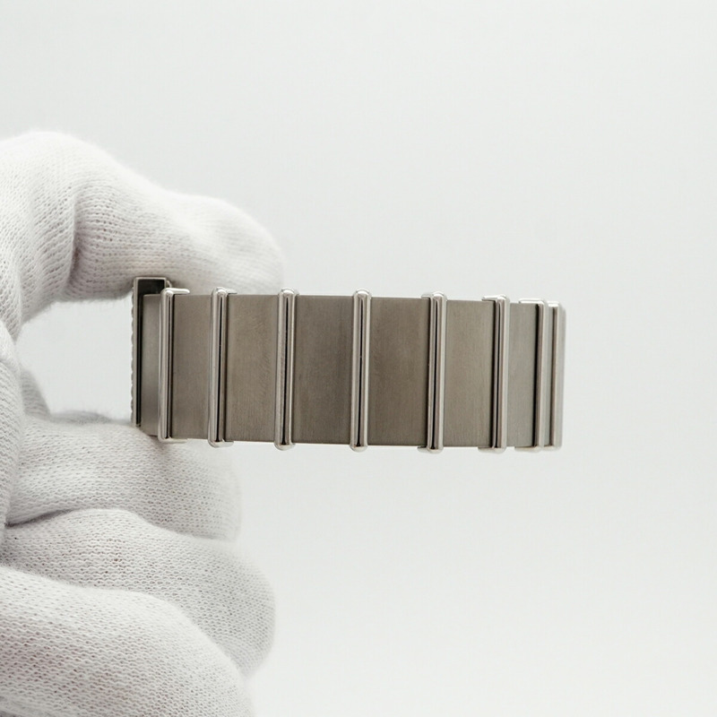 香奈兒 Mademoiselle H0875 黑色錶盤小姐腕錶-5