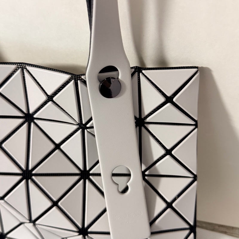 BAO BAO ISSEY MIYAKE 皮質菱格S托特包-9