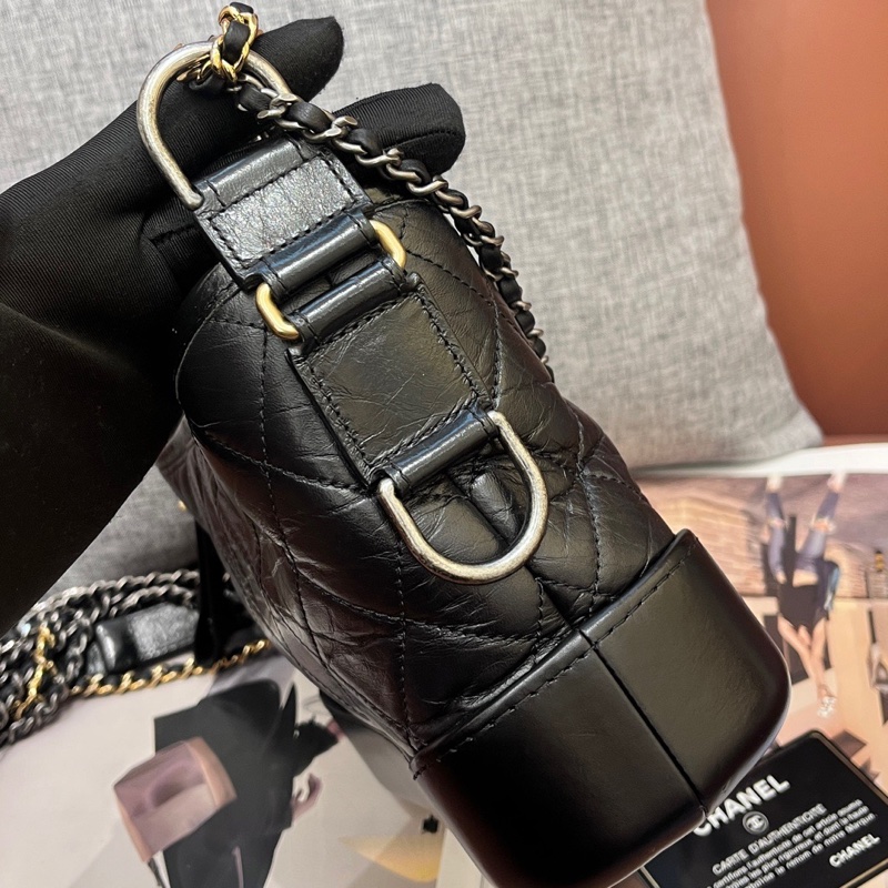 Chanel香奈兒黑金流浪小號 25開有卡 底長20 55xx25-3