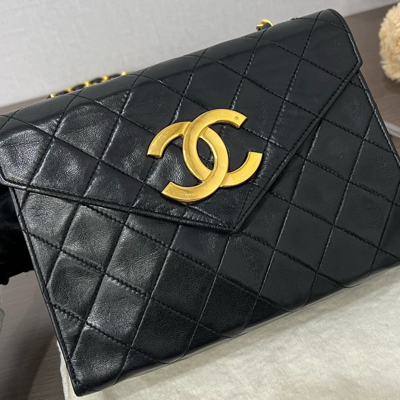 Chanel/香奈兒 中古大logo黑金信封方胖子 0開有卡 21*15-1