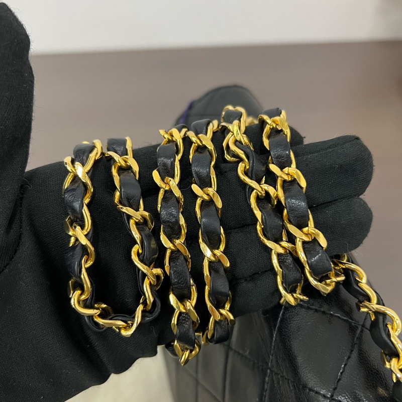 Chanel/香奈兒 中古大logo黑金信封方胖子 0開有卡 21*15-8