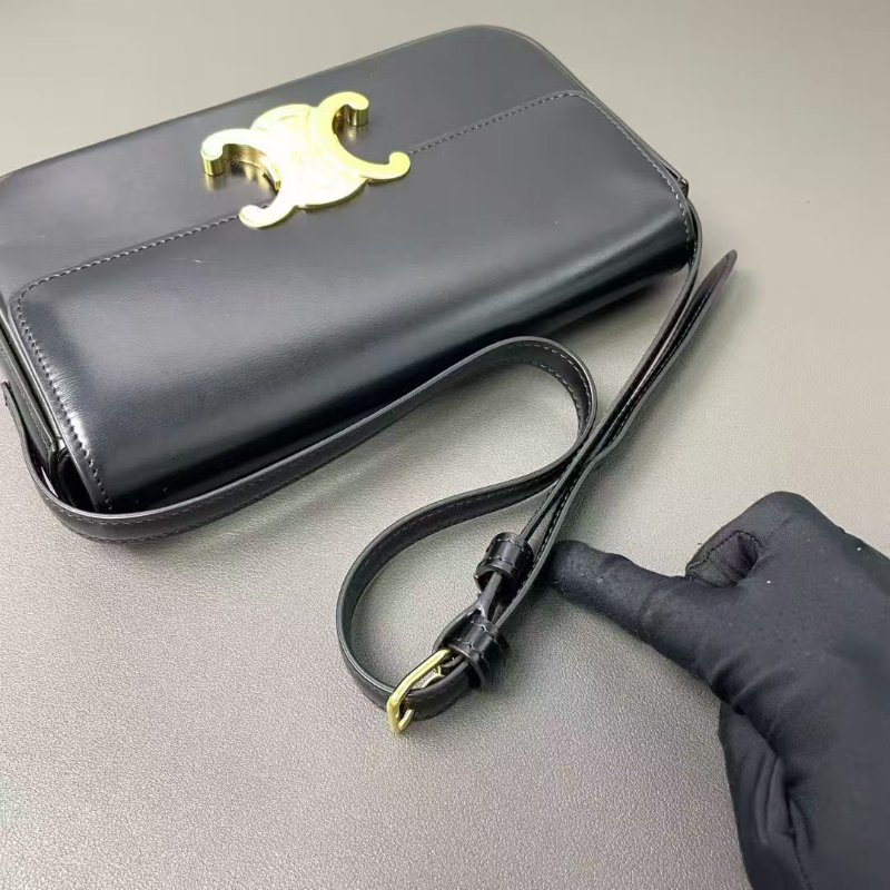 Celine Triomphe 黑金亮面小牛皮腋下包 99新 20.5*11 配件塵袋-4