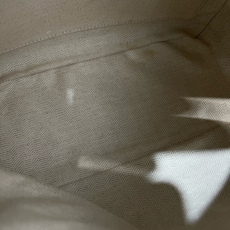 Loewe/羅意威 沙色小號puzzle幾何包 19編碼 底長24。-7