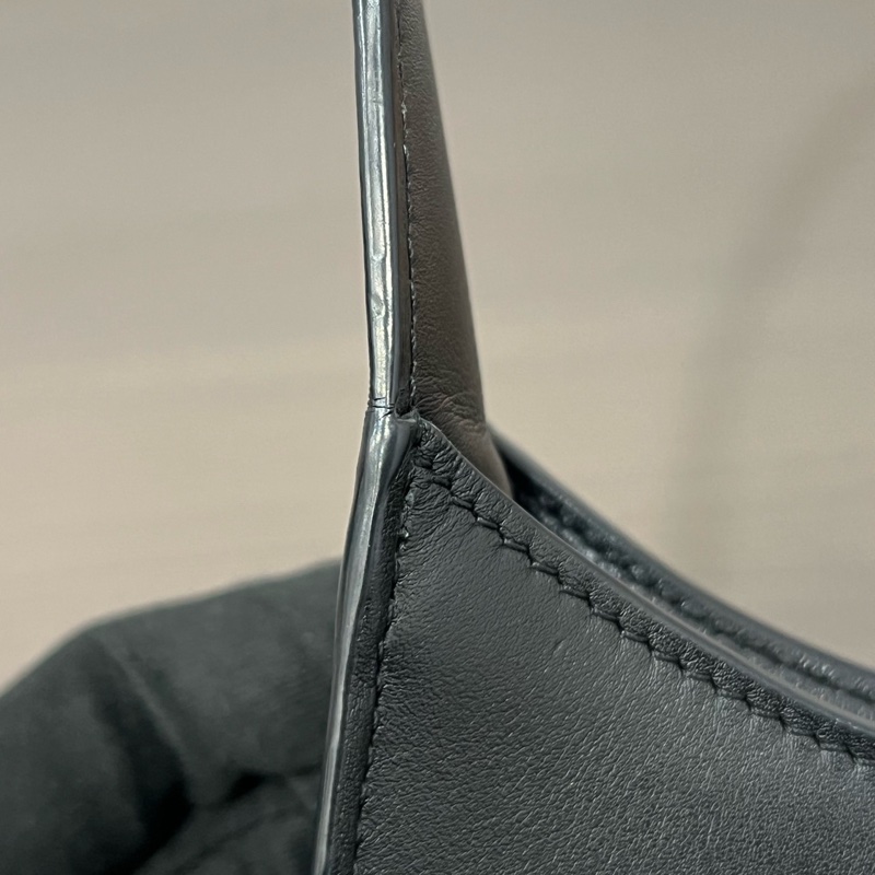 Celine/賽琳 cuir浮雕凱旋門腋下包 21編碼 24*13 🈚附件-6