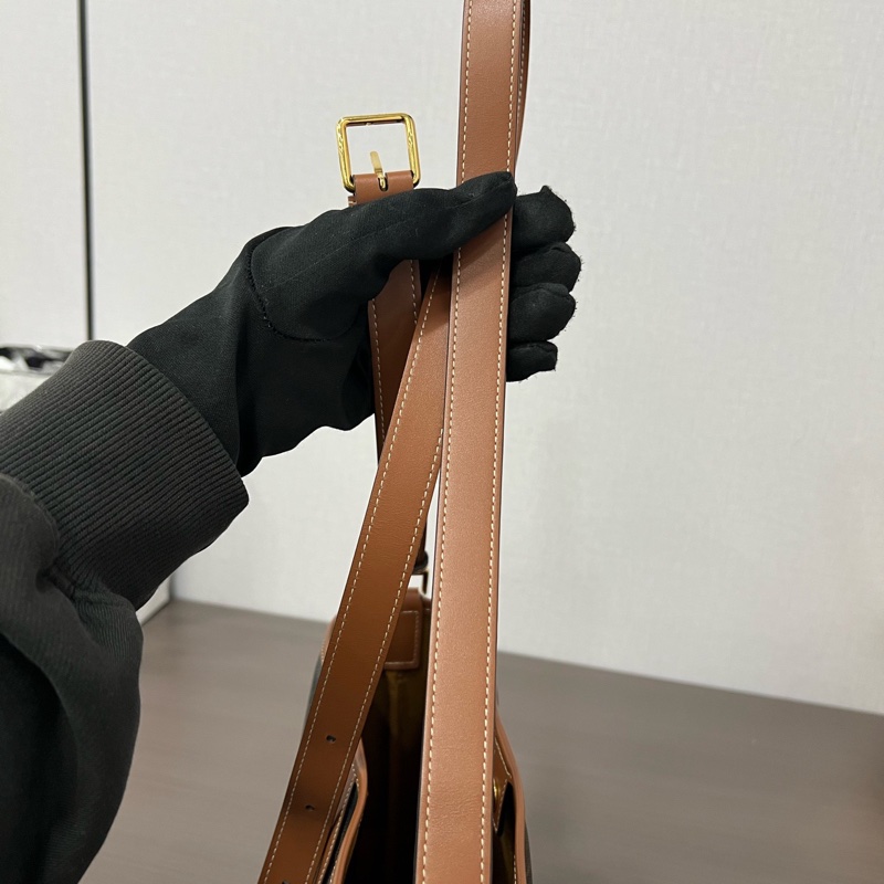 Celine/賽琳 老花小號水桶包 23編碼 18*22 🈚附件-8